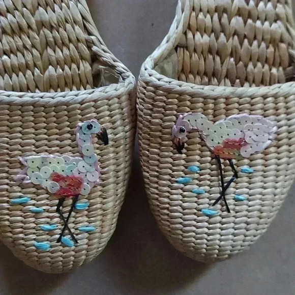 Adorable Flamingo Water Grass Slippers/Slides - Picture 5 of 5